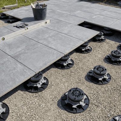 Plots Autonivelant Jouplast