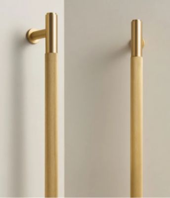 Poignée de meuble Or brossé Entraxe 224mm