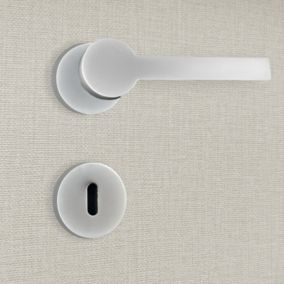 Poignée de porte design à clé finition aspect chrome mat Marina - KATCHMEE
