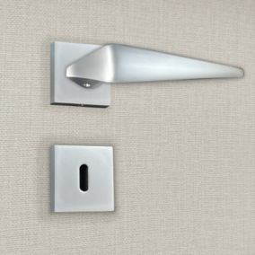 Poignée de porte design à clé finition aspect chrome mat Sofia - KATCHMEE