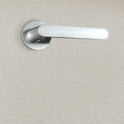 Poignée de porte design finition aspect chrome mat Dalia - KATCHMEE