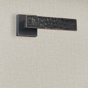 Poignée de porte design finition aspect cuir patiné noir Perla - KATCHMEE