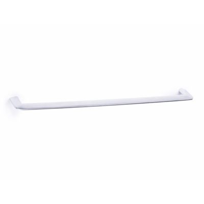Poignée en Zamak, finition chrome mat, dimensions: 341x8x35mm et inserts: 320mm-
