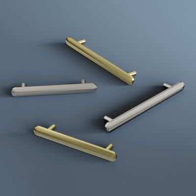 Poignée de meuble arrondi GoodHome Garlan aluminium effet laiton satin doré l.136mm x l.15mm x H. 27mm entraxe 96mm