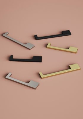 Poignée de meuble Droit GoodHome Skej aluminium mat noir l.158mm x l.7mm x H. 30mm entraxe 128mm