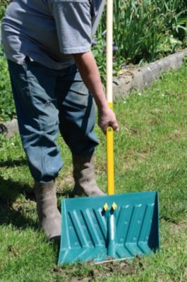 Polypelle 42 cm avec manche bois Leborgne L.150cm
