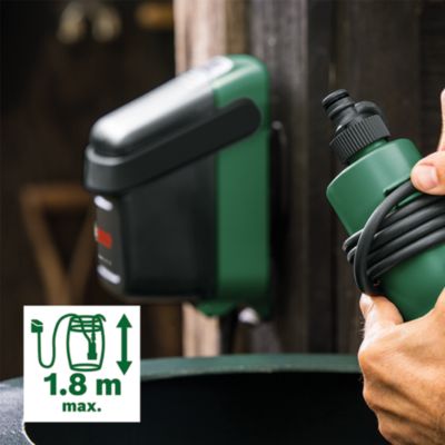 Pompe à eau de pluie sans-fil Bosch GardenPump 18V-2000 (avec 1 batterie et 1 chargeur)