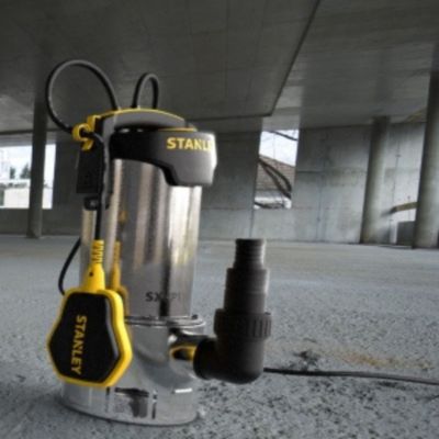 Pompe immergée Eaux Usées 1100W - Pompe Vide Cave Flotteur Intégré Débit max 16500 l/h Elévation 10.5m STANLEY