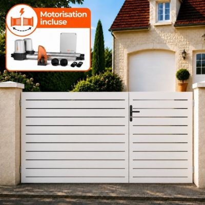 Portail battant électrique PVC blanc avec moteur Sentinel H 140 x L 250 LYON