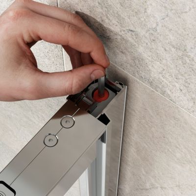 Porte de douche pivotante l.80 x H.195 cm, verre transparent, profilés chromé, GoodHome Evanna