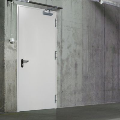 Porte de service acier 1 vantail FOX - blanc RAL 9010 - 210x90 cm - huisserie L pose tunnel - poussant gauche