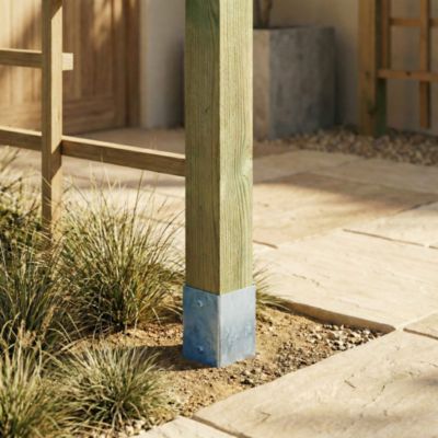 Poteau en bois vert carré L.7 x l.7 x H.200 cm