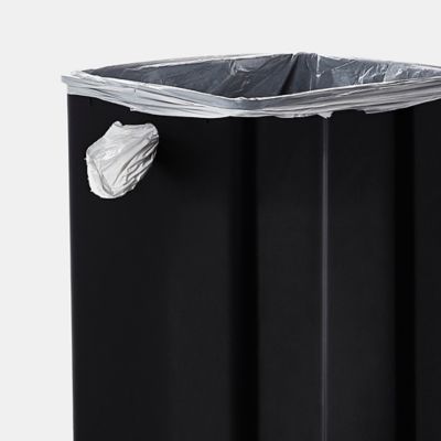 Poubelle à ouverture tactile GoodHome Kora 15L