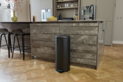 Poubelle à pédale Brabantia NewIcon 30 L gris