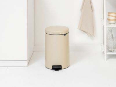 Poubelle à pédale coloris beige Brabantia NewIcon 20 L