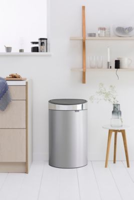 Poubelle à pression coloris métal 40L Brabantia Touch Bin