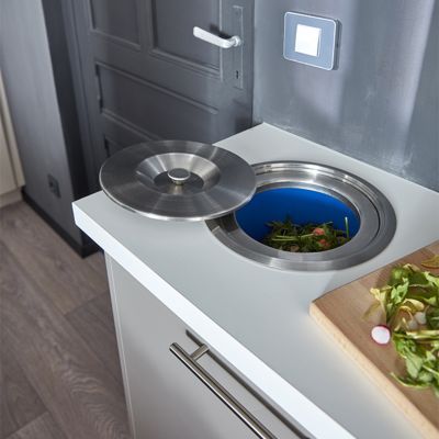 relaxdays Poubelle Plan de Travail, 8 l, encastrable, déchets organiques, avec Couvercle en INOX, HxD 30 x 26,5 cm, Bleu