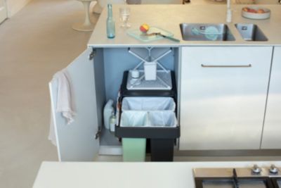 Poubelle de tri encastrable 3 bacs Brabantia Sort & Go vert clair