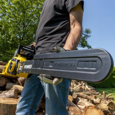 Powerplus Tronçonneuse électrique POWXG10024 - 2400W - guide 40 cm - lubrification automatique - pour travaux de jardin
