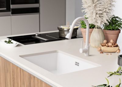 PRIMAGRAN Evier Sous Plan Blanc 66x47cm, Evier en Granit 1 bac + Kit de Vidage, Évier au meuble 70cm - London