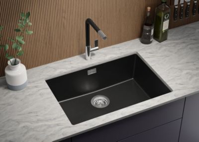 PRIMAGRAN Evier Sous Plan Noir Métallisé 66x47cm, Evier en Granit 1 bac + Kit de Vidage, Évier au meuble 70cm - London