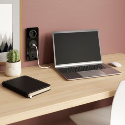 Prise avec terre Jacobsen Espen + 1xUSB-C noir à composer