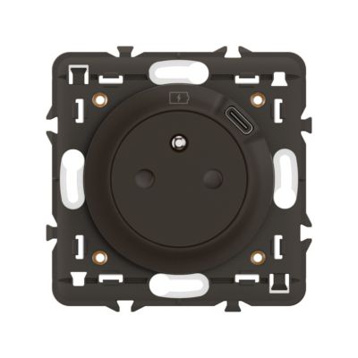 Prise avec terre surface confort avec prise USB-C Legrand Céliane noir à composer