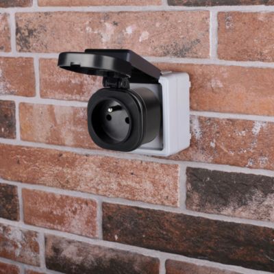 Prise commandée extérieur Smartwares 3000W