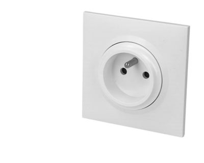 Prise électrique Legrand Dooxie™ Easyréno complète