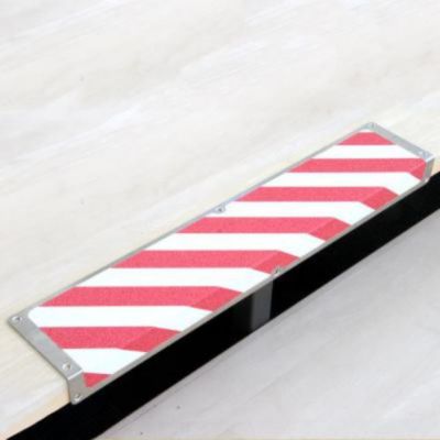 Profilé d'escaliers antidérapant avec nez en aluminium m2™ rayé rouge/blanc 120 x 1000 x 45mm