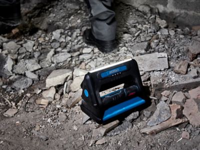 Projecteur de chantier Erbauer sur batterie 1000 lumens
