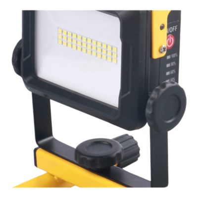 Projecteur de chantier portable à LED rechargeable 10 W