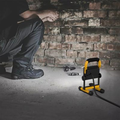 Projecteur de chantier portable filaire à LED 10 W