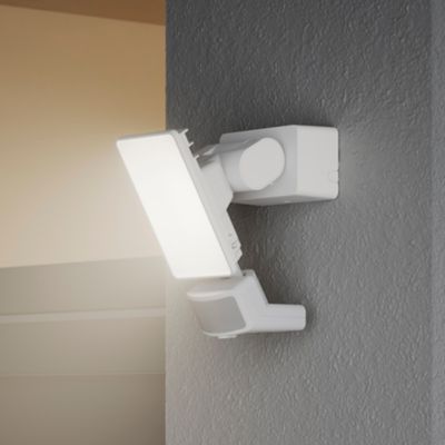 Projecteur LED à détection Davern 1000lm 10W IP65 GoodHome blanc