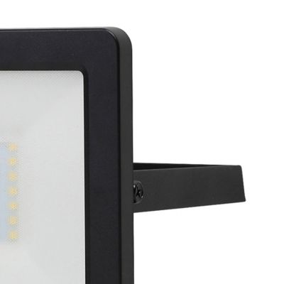 Projecteur LED Lucan 3000lm 30W IP65 GoodHome noir