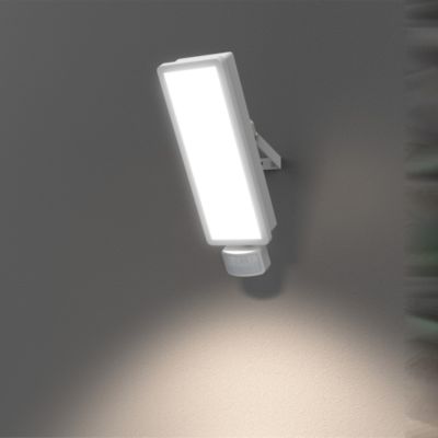 Projecteur mural LED extérieur blanc 50 W 6250 lm avec détecteur PIR IP65, GoodHome Davern