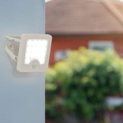 Projecteur solaire LED extérieur orientable 500 lm avec détecteur de mouvement IP44 blanc Little Garden Phobos