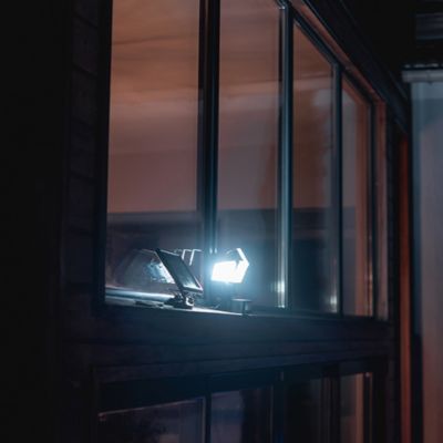 Projecteur solaire LED EZIlight Solar pro 3