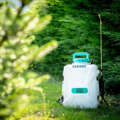 Pulvérisateur à batterie 20V 12L Batterie lithium 4.0Ah Chargeur 2 Lances Fibre et Inox 4 Buses INTEC