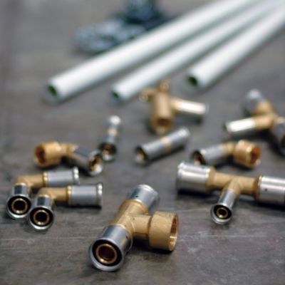 Raccord droit à sertir tube multicouche Ø16 mm femelle 1/2 Somatherm for you 10 pièces