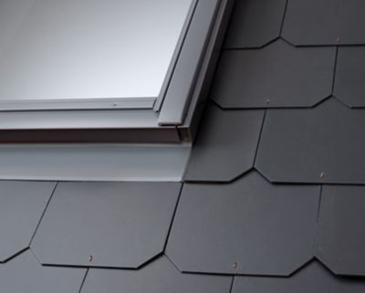 Raccord fenêtre de toit simple sur ardoises Velux EDL UK08 gris