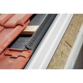 Raccord fenêtre de toit simple sur tuiles Velux EDW SK06 rouge