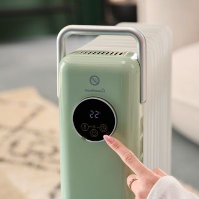 Radiateur à bain d'huile 2500 W, pour 25 m²,vert et blanc, l.41 x P.25 x H.67,5 cm, GoodHome Matouba