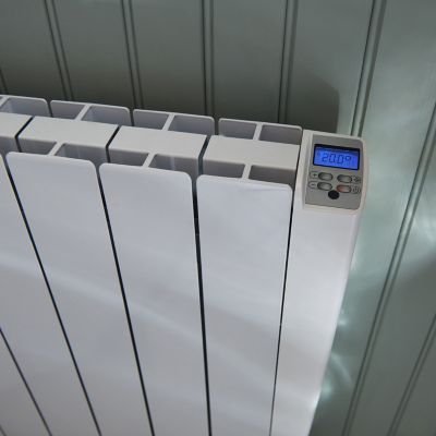 Radiateur électrique à inertie fluide Delonghi Dolce 1000W