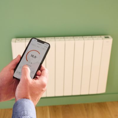 Radiateur électrique connecté 1500W à inertie fluide, GoodHome Myko Basel