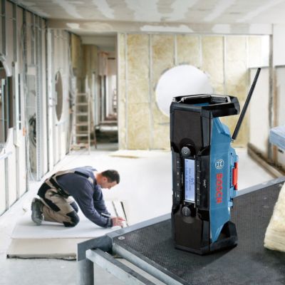 Radio de chantier sans fil numérique portable Bosch GPB 18V 2SC