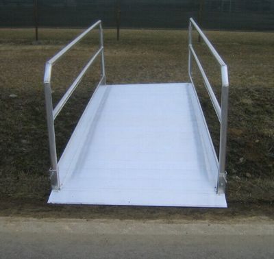 Rampe d'accès chantier de 1m25 de large - charge max 1500kg pour empattement 1000mm - Prix Unitaire - MP26/12U