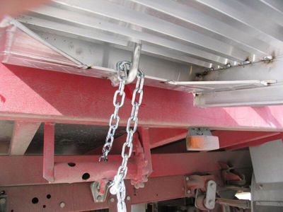 Rampe de chargement 2000mm - Haut. à franchir de 600mm -  charge max par paire 26300kg pour empattement 1500mm - Vendue à l'unité