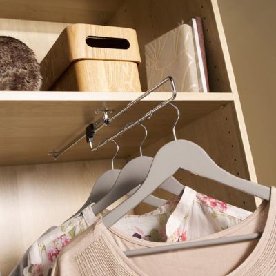 Rangement pour cintres coulissant Form Pratik L. 35 cm en fer