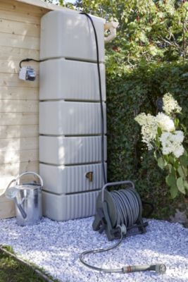 Récupérateur d'eau de pluie 300L Slim Garantia coloris sable L.58 x l.37 x H.182 cm